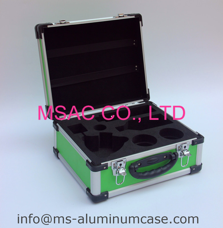 Groen Aluminium Hard Geval met Matrijzenbesnoeiing EVA Inside For Medical Accessories