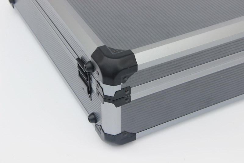 2,2 kg het Comité en de Matrijzenlay-out van het Besnoeiingsschuim van Gray Aluminum Hard Case With de Gestreepte binnen