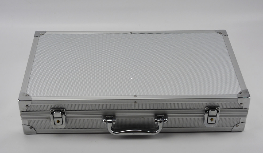 Lichtgewichtaluminium Hard Geval met Scherpe Grootte 300 van het Hoekontwerp * 180 * 80mm