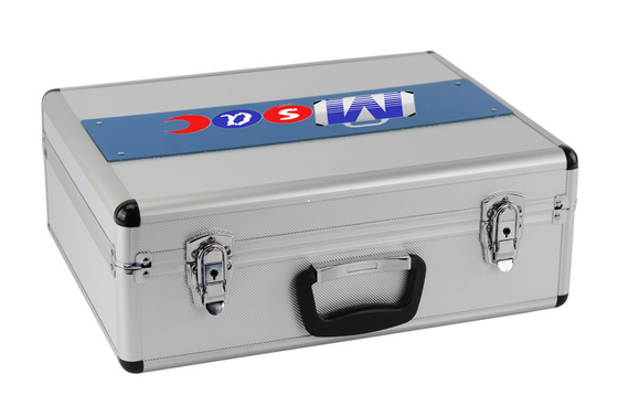 OEM/ODM Groothandel zilveren aluminium draagkoffers met op maat gemaakte die cut foam insert en logo